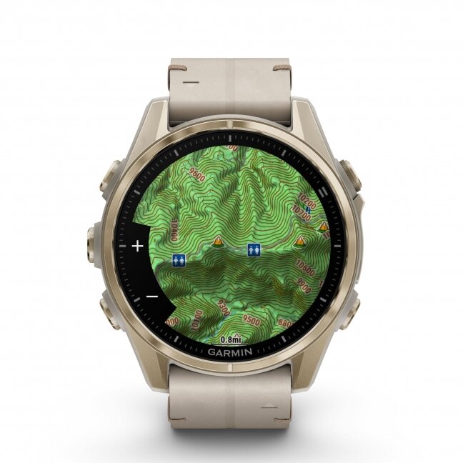 Garmin fenix 8 – 43 mm, AMOLED Sapphire, šviesios aukso spalvos, su odiniu kalkakmenio spalvos dirželiu 20