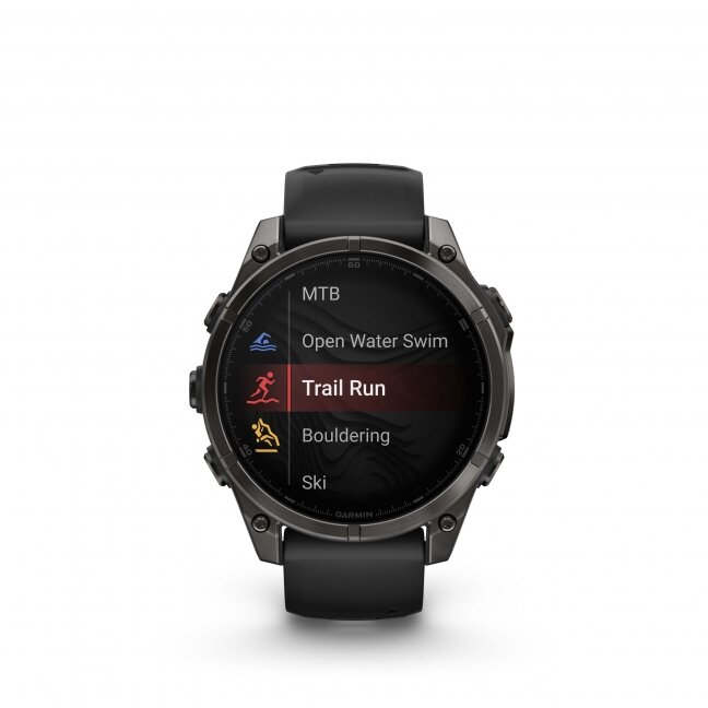 Garmin fenix 8 – 47 mm, AMOLED Sapphire, Pilkos anglies spalvos DLC titanas su juodos / pilkos akmenukų spalvos silikoniniu dirželiu 8