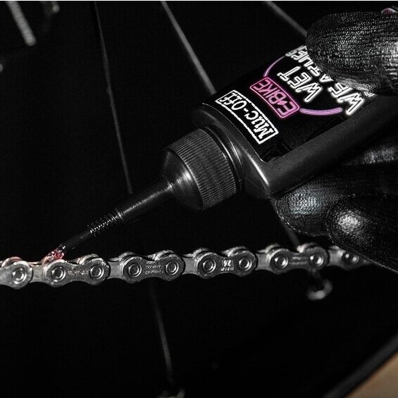 Muc-Off eBike Wet Lube - el. dviračio grandinės tepalas drėgno oro sąlygom 50ml 2