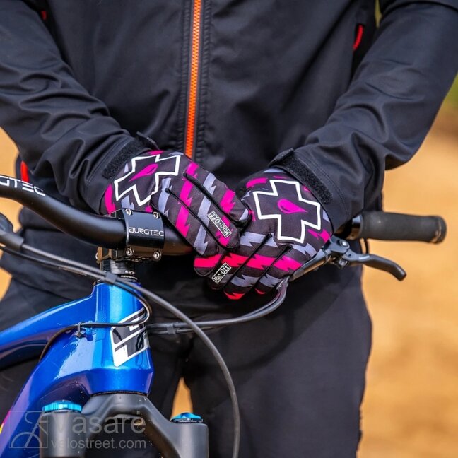 Muc-Off MTB pirštinės - Bolt 7